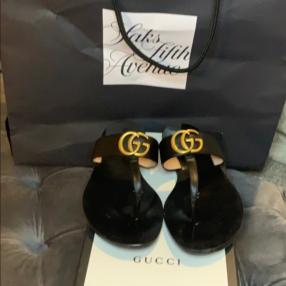 Used Authentic Gucci Black GG Marmont Sandal (Good Condition)